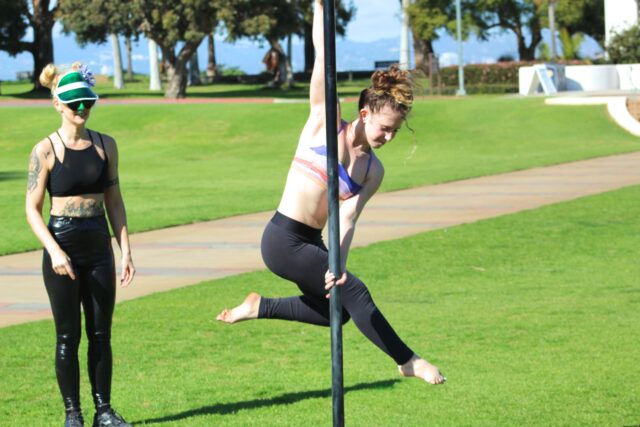beneficios del pole dance